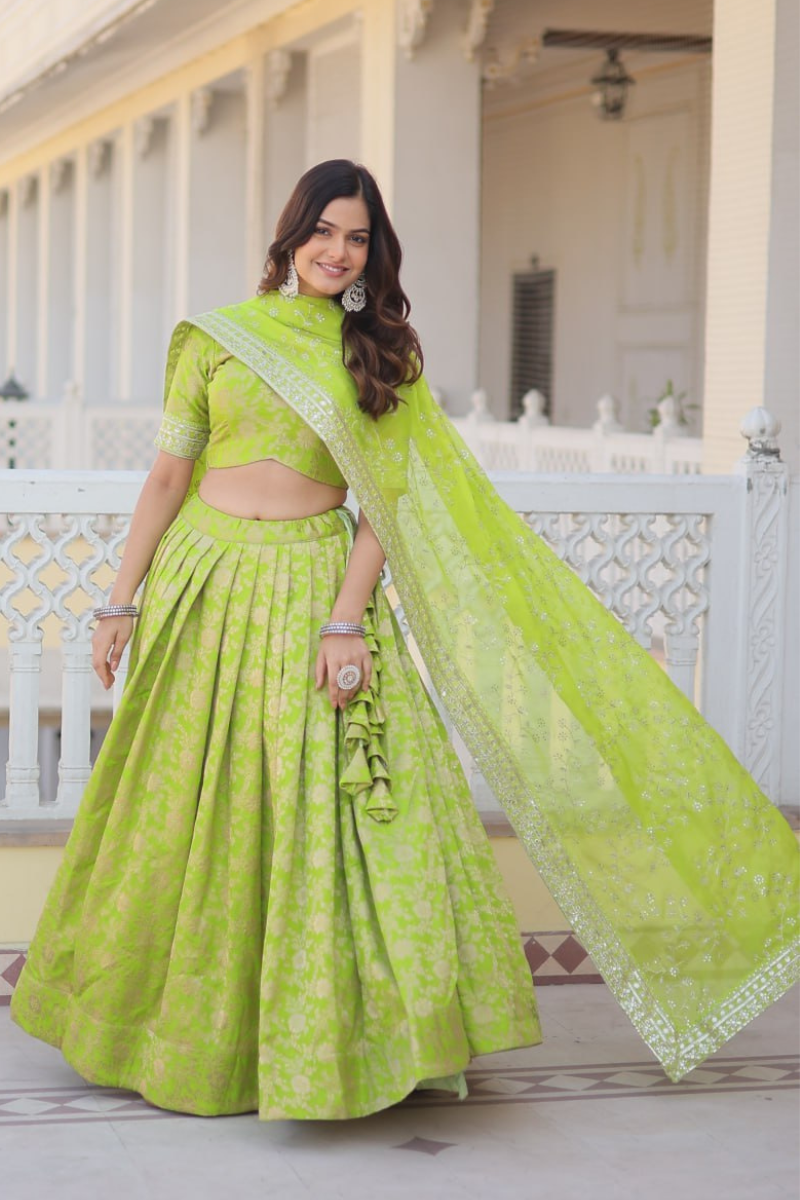 Green Embroidered Lehanga Choli Dupatta Set Made of Pure Viscose