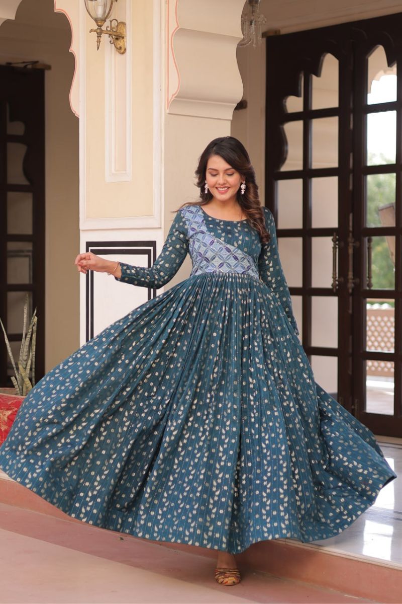 Work Gown with Print Choli Design in Turquoise Blue Print Jequard