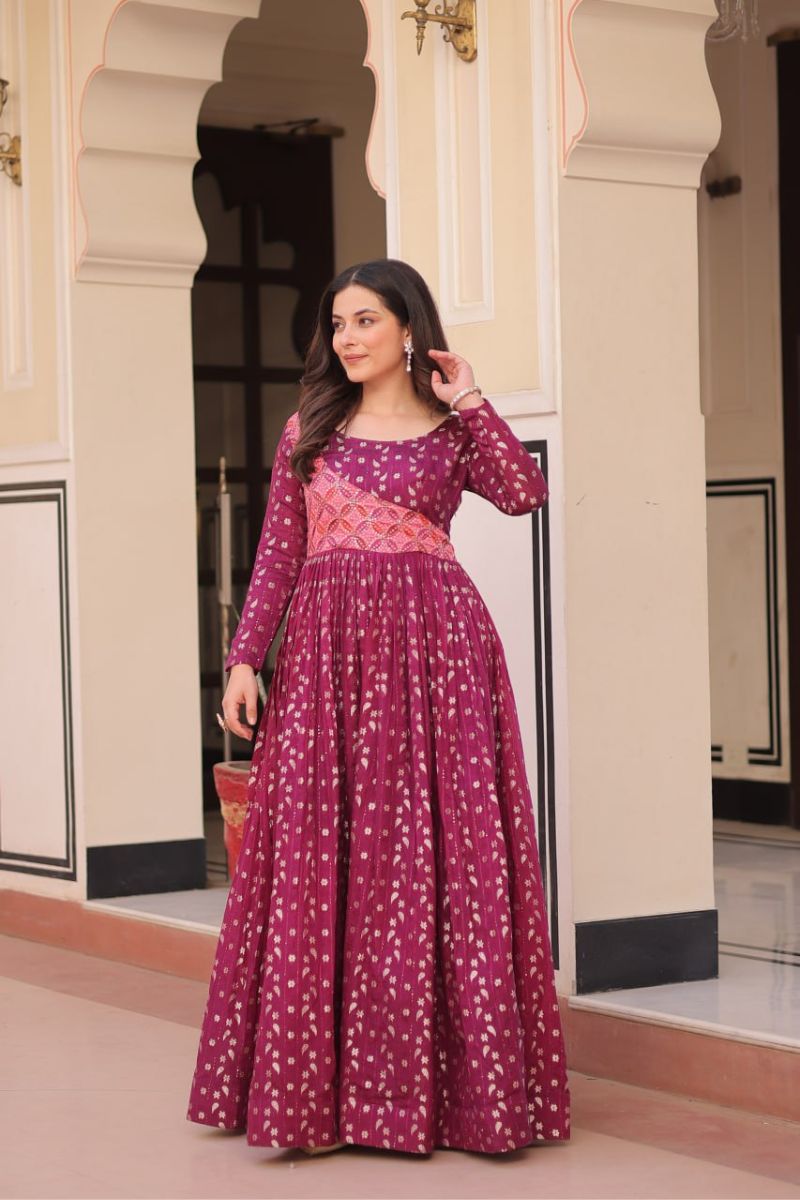Work Gown with Print Choli Design and Wine Print Jequard